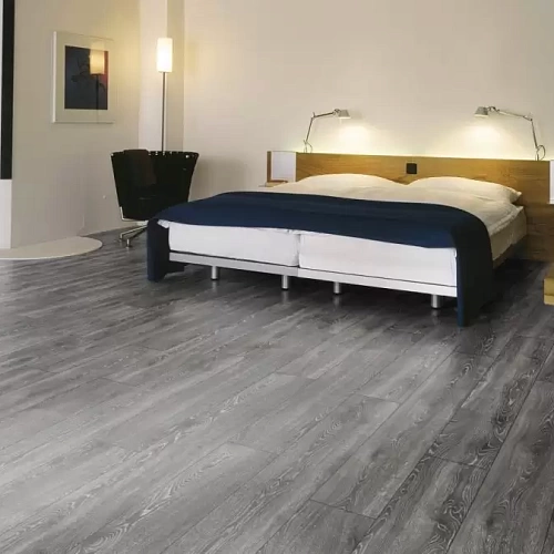 ДУБ ГОРНЫЙ ЧЁРНЫЙ ЛАМИНАТ  KRONOTEX  MAMMUT ламинат для пола